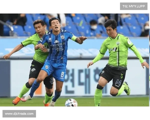 全北现代3-1逆转蔚山现代 金甫炅传射助力球队登顶K联赛积分榜 全北现代3-1逆转蔚山现代 金甫炅传射助力球队登顶K联赛积分榜